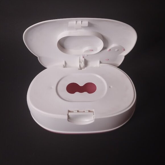 Hello Kitty Wipes Case - Picture 4 of 7